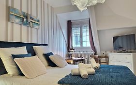 Chambre D'Hotes De Verdigne Piscine Chauffee Parking Wifi