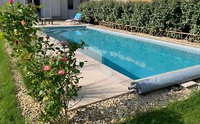 Chambre D'Hotes De Verdigne Piscine Chauffee Parking Wifi
